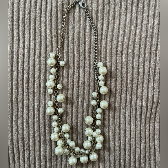 FREE with purchase! Gold Pearl Necklace - Picture 3 of 3